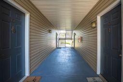 2011 N Highway 17 photo 4