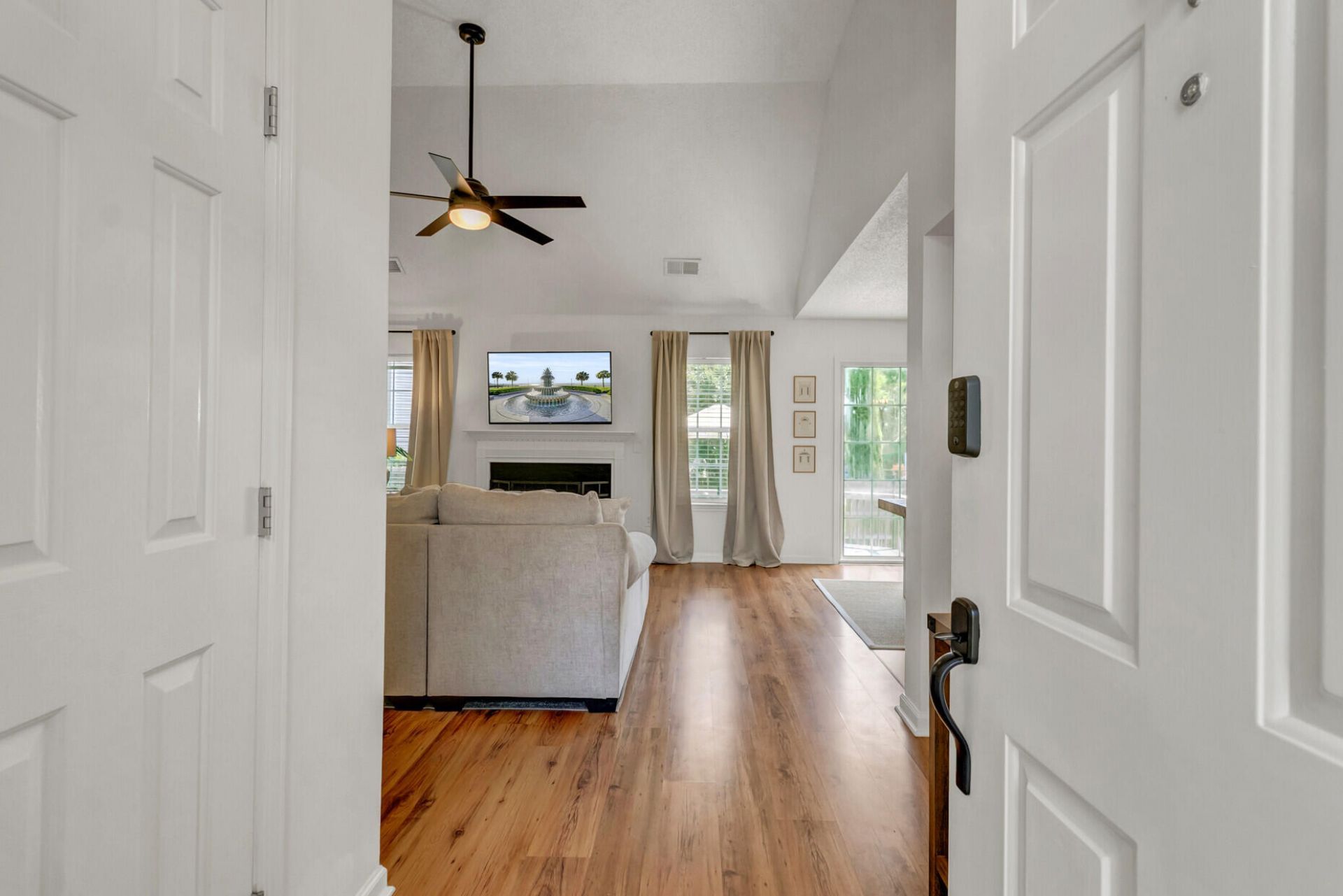 430 Planters Trace Drive Photo 6