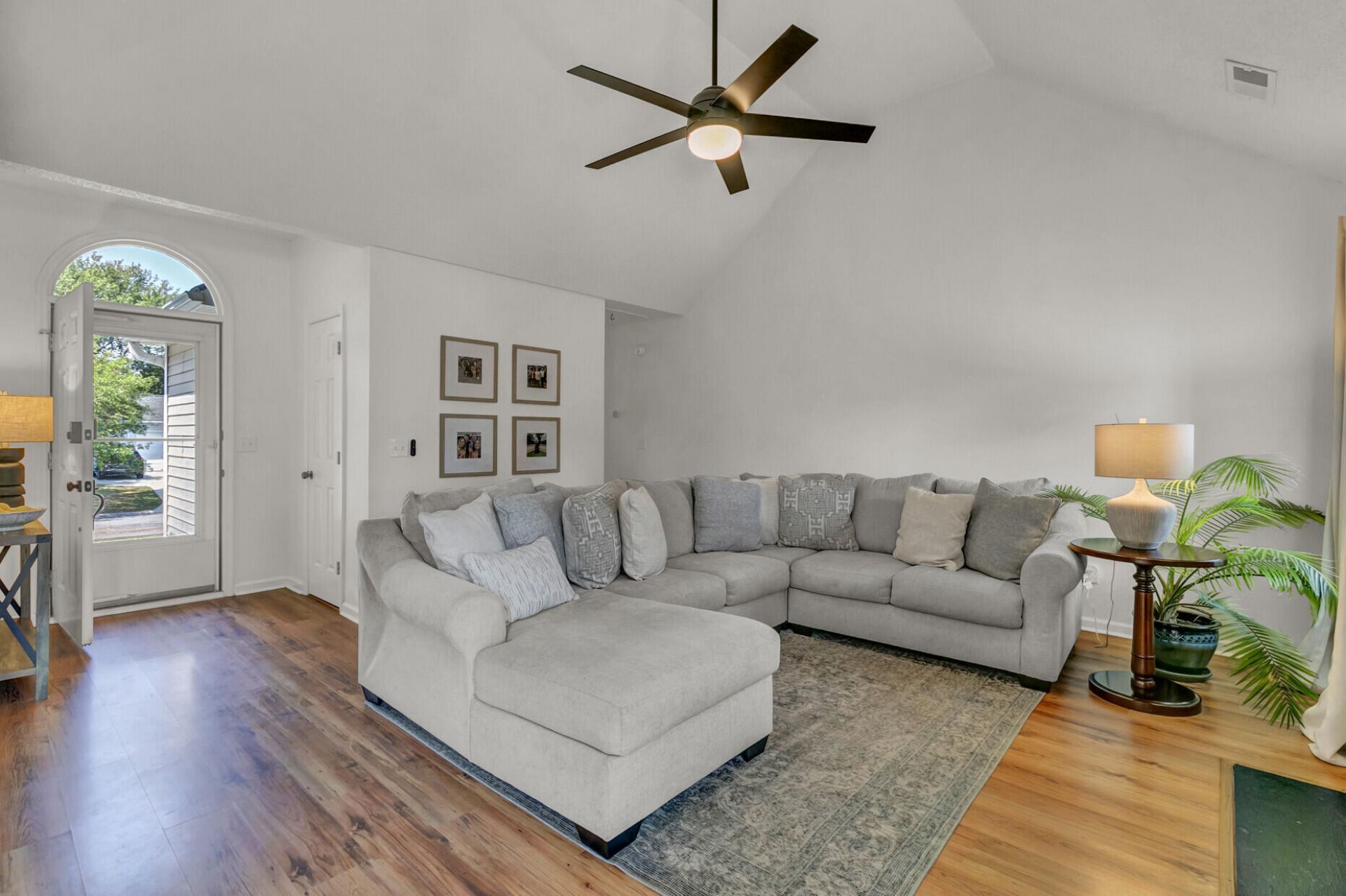 430 Planters Trace Drive Photo 8