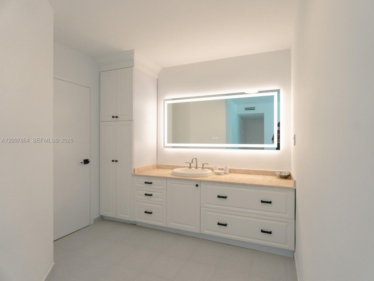 9225 Collins Ave , Unit 812, Surfside, FL 33154 Photo