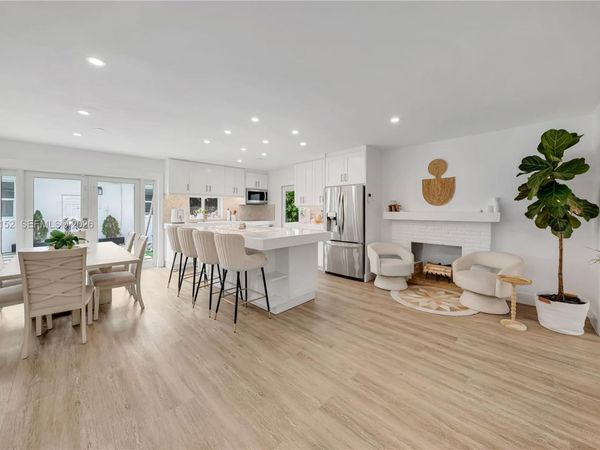 8640 SW 125th St , Miami, FL 33156