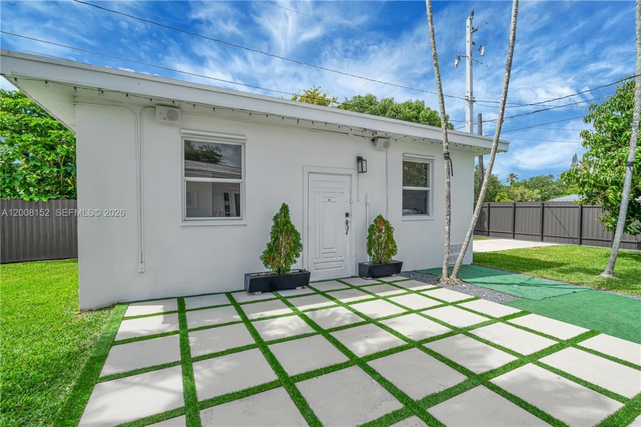 8640 SW 125th St, Miami, FL 33156 Photo