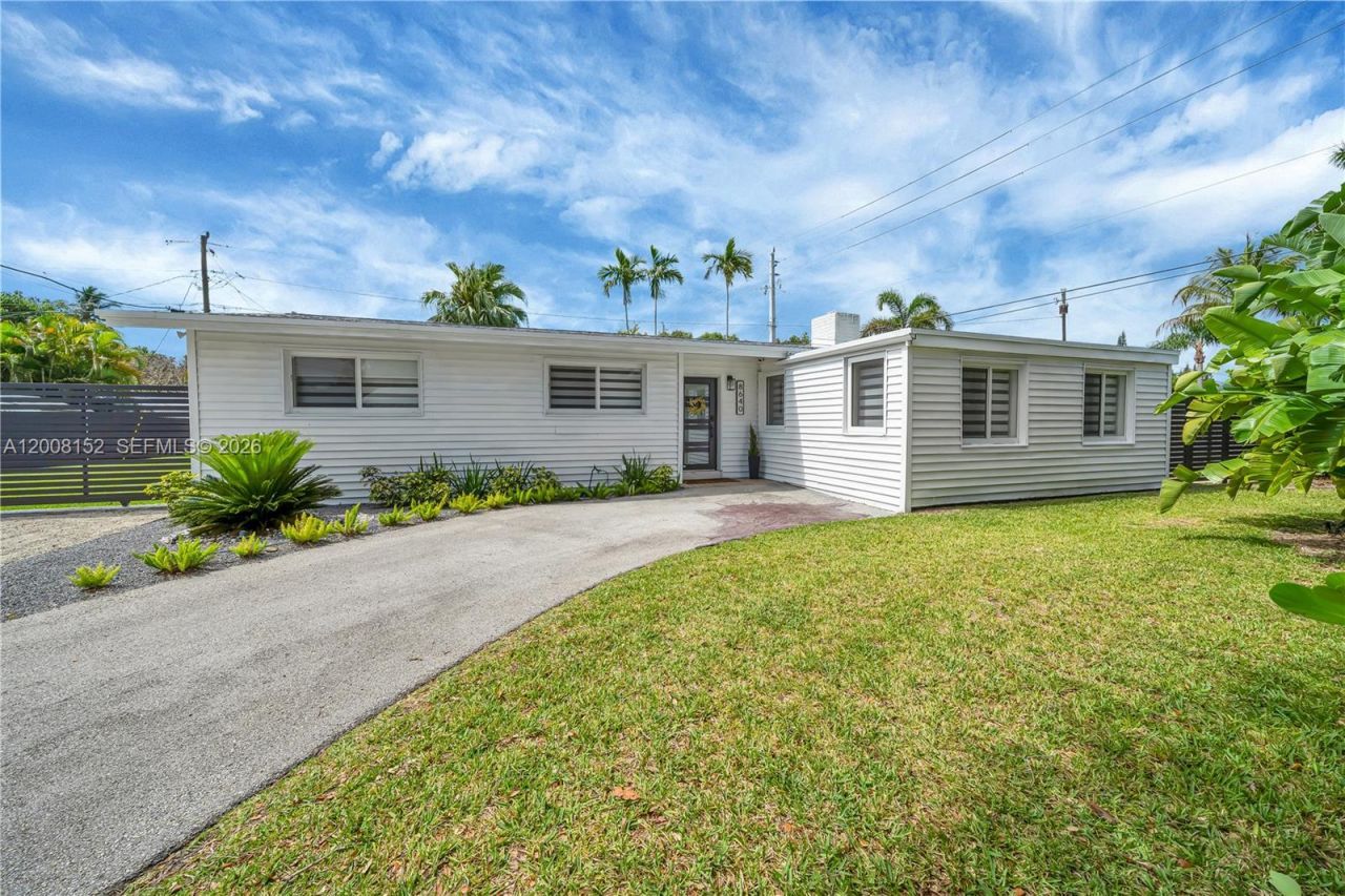 8640 SW 125th St, Miami, FL 33156 Photo