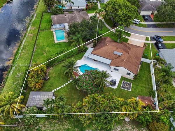 11998 SW 51st Ct , Cooper City, FL 33330