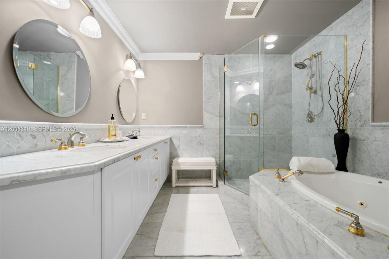 10225 Collins Ave , Unit 2004, Bal Harbour, FL 33154 Photo