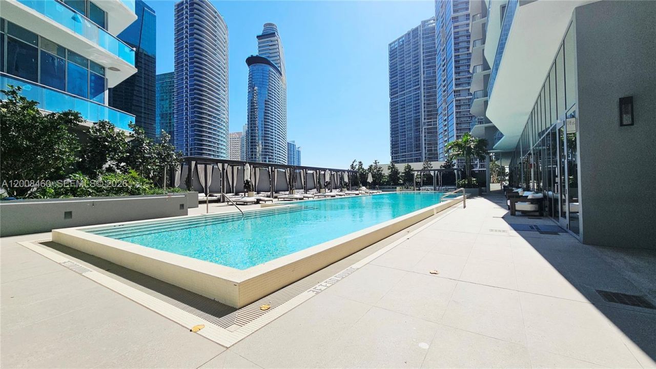 77 SE 5th Street, Unit 4014, Miami, FL 33131 Photo