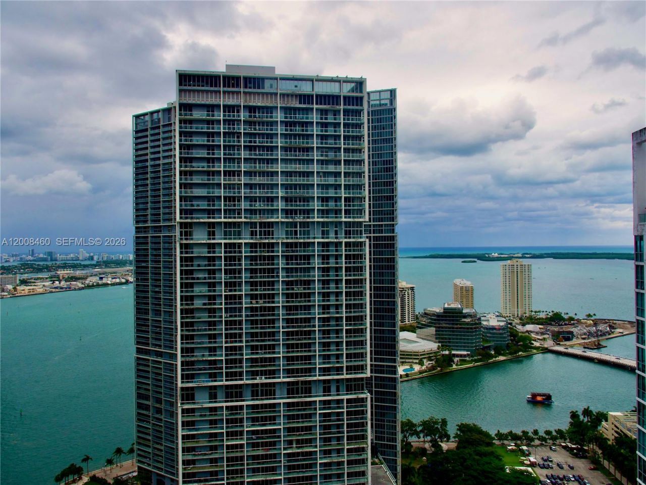 77 SE 5th Street, Unit 4014, Miami, FL 33131 Photo