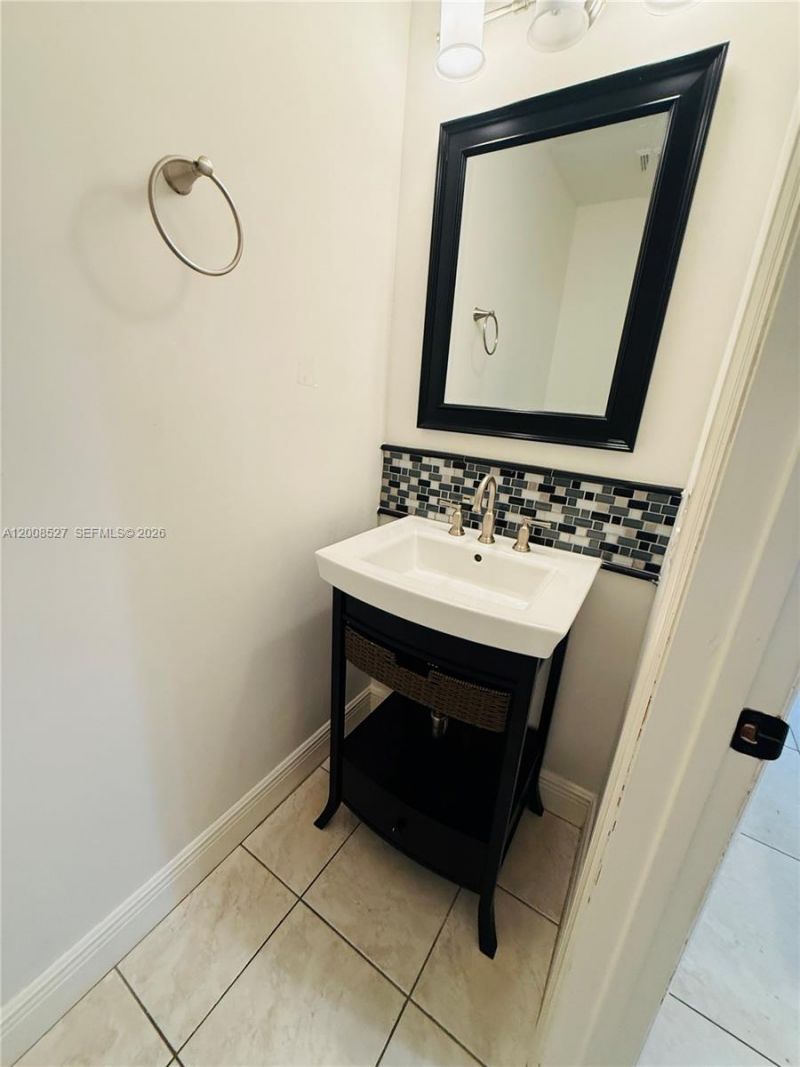 117 NW 106th Ave , Unit 117, Pembroke Pines, FL 33026 Photo