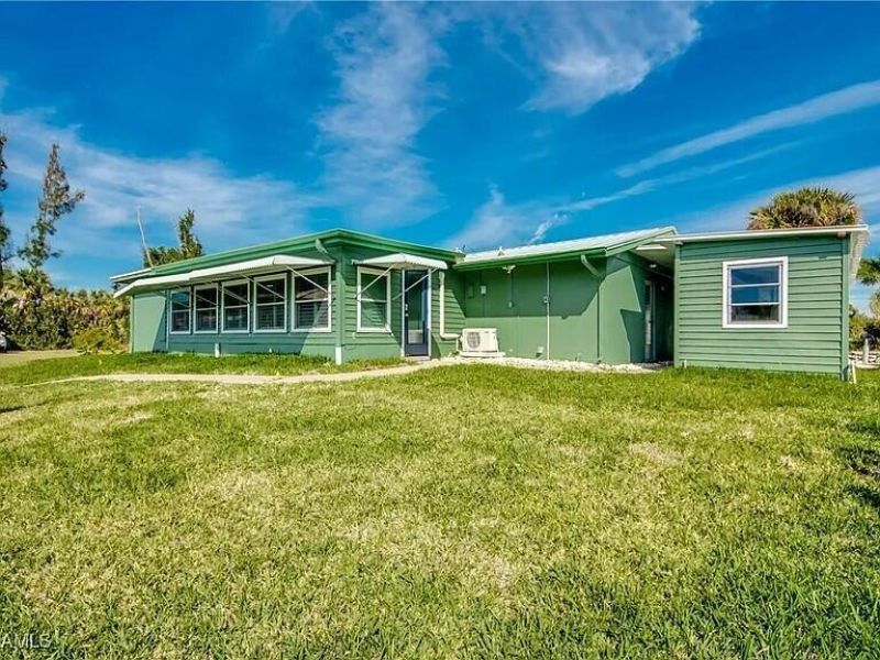 2891 Cussell Drive, Saint James City, FL 33956 Photo