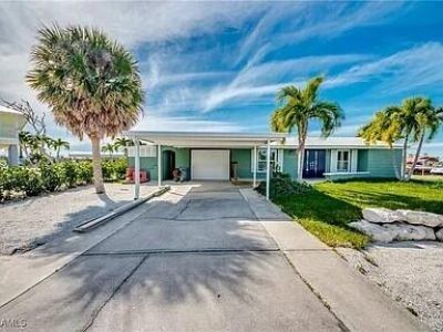 2891 Cussell Drive, Saint James City, FL 33956 Photo