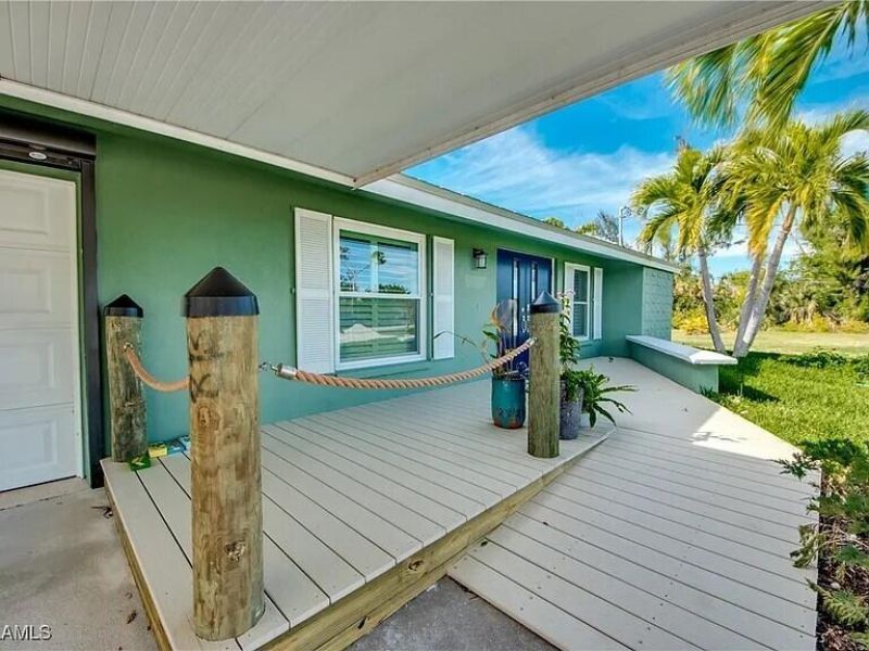 2891 Cussell Drive, Saint James City, FL 33956 Photo