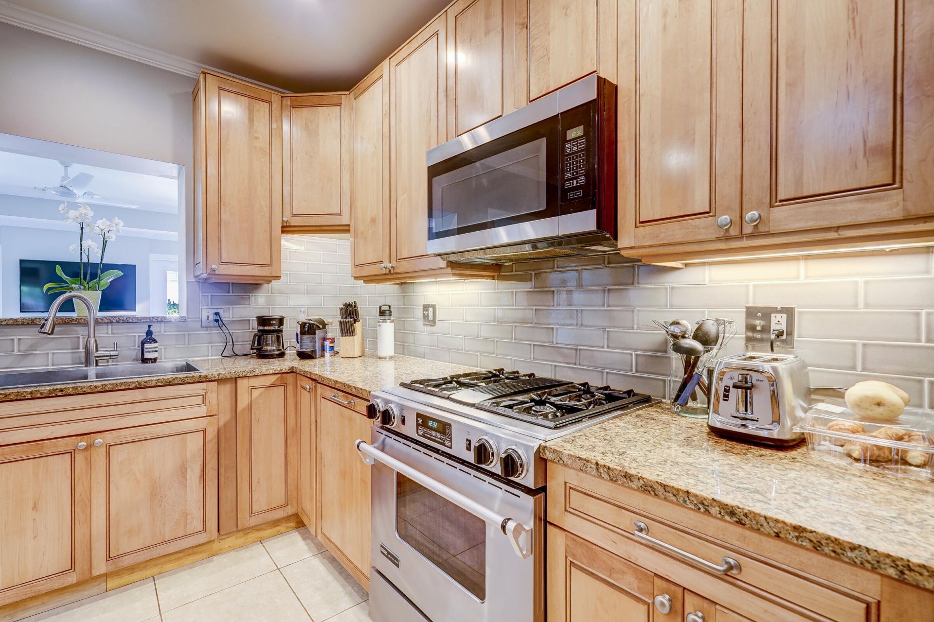 411 26th Street, West Palm Beach, FL 33407 Photo