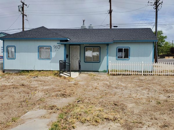 960 E Street, Hawthorne, NV 89415