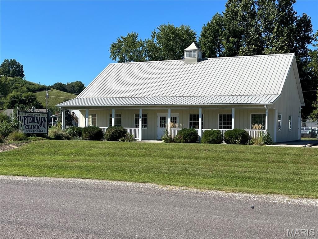 815 S Hwy 79, Clarksville, MO 63336 Main Photo