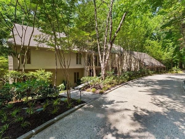 4040 Whitewater Creek Road NW, Atlanta, GA 30327
