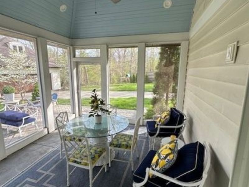 994 Robinwood Hills Drive, Akron, OH 44333 Photo 5