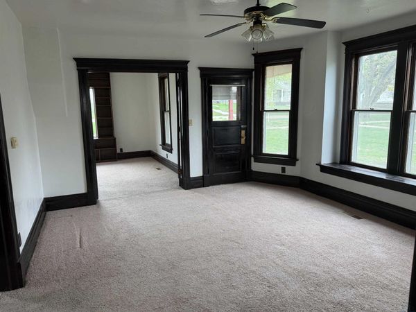 512 Fulton St, Remsen, IA 51050