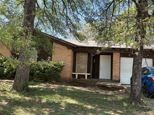 6720 Trailwood Drive , Forest Hill, TX 76140