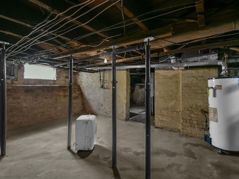 112 N Catherine Street , Mount Vernon, OH 43050 Photo 17