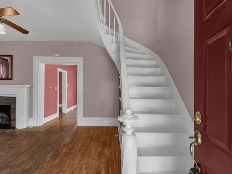 112 N Catherine Street , Mount Vernon, OH 43050 Photo 3