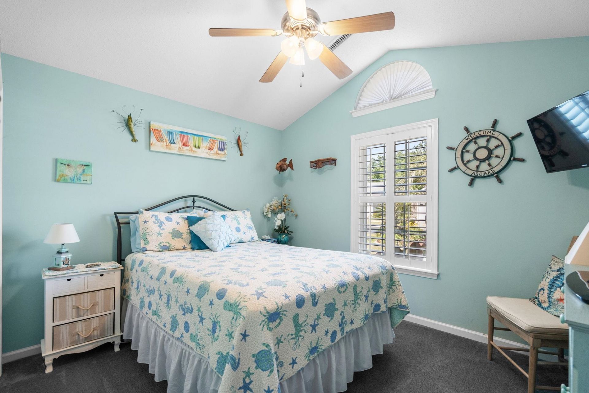 606 Leprachaun Ln. Photo 18