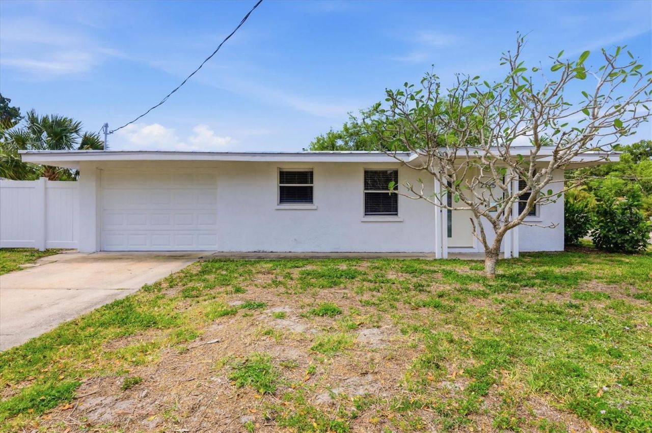 301 28th Street W, Bradenton, FL 34205 Photo