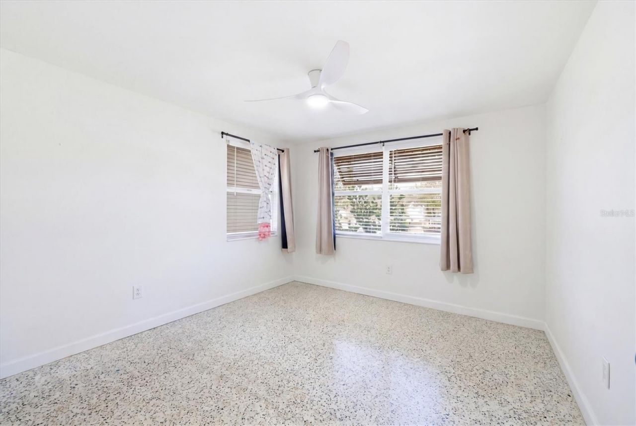 301 28th Street W, Bradenton, FL 34205 Photo