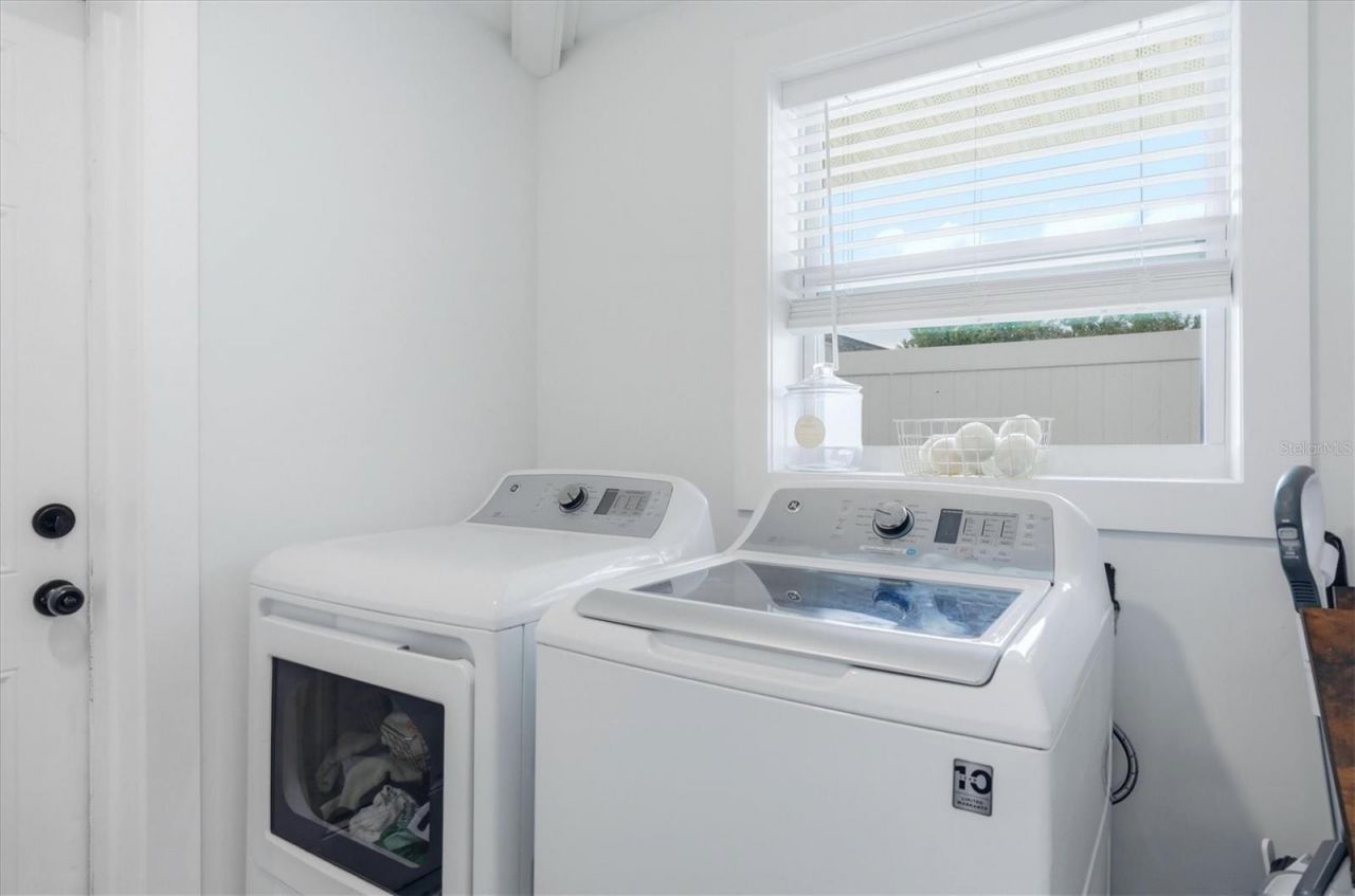 301 28th Street W, Bradenton, FL 34205 Photo