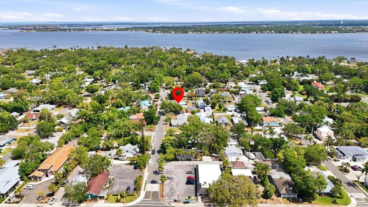 301 28th Street W, Bradenton, FL 34205 Photo