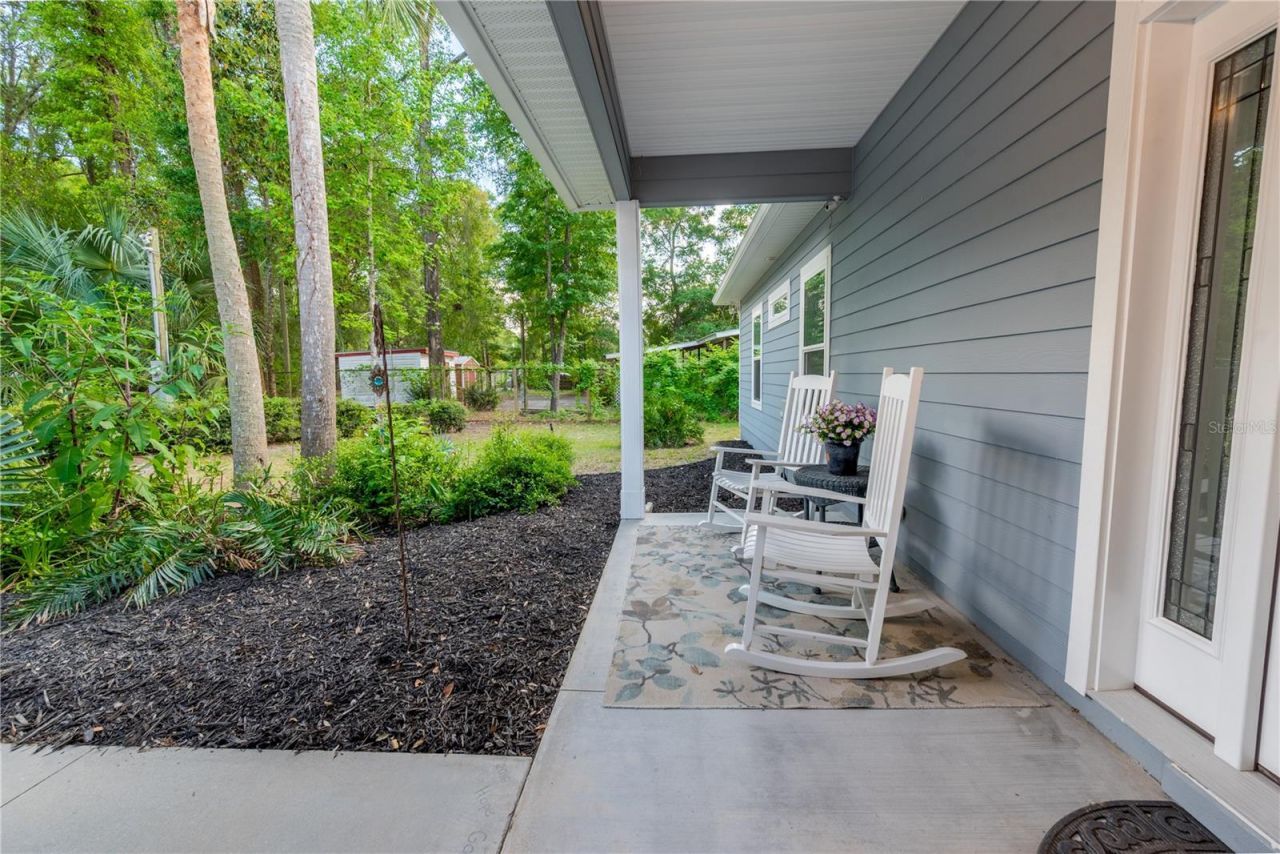 3709 NW 67th Terrace , Bell, FL 32619 Photo