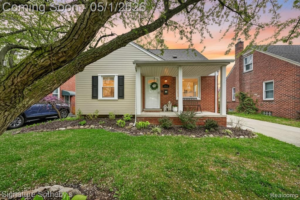 3210 N Altadena Avenue, Royal Oak, MI 48073 Main Photo
