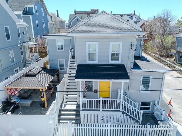 27 Addison St, Gloucester, MA 01930