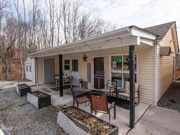 1148 Golf Park Drive , Lake Ariel, PA 18436