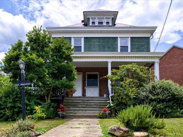 2202 Broadway AVE SW, Unit C, Roanoke, VA 24014