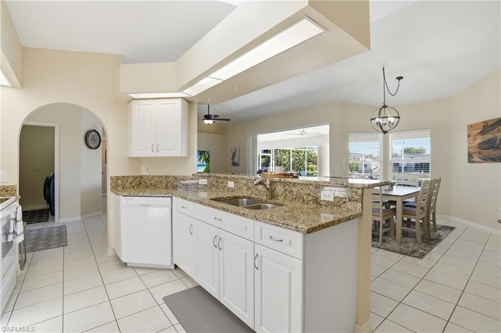 4925 Sorrento Ct, Cape Coral, FL 33904 Photo