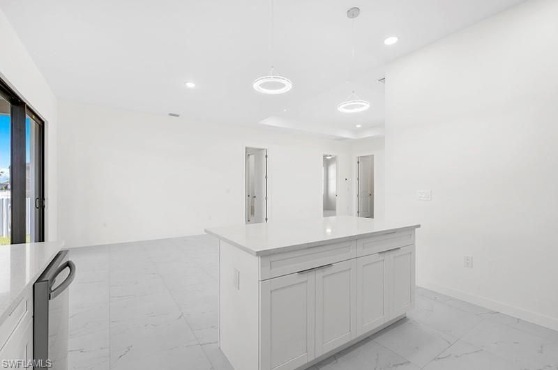 3927 NW 38th St , Cape Coral, FL 33993 Photo