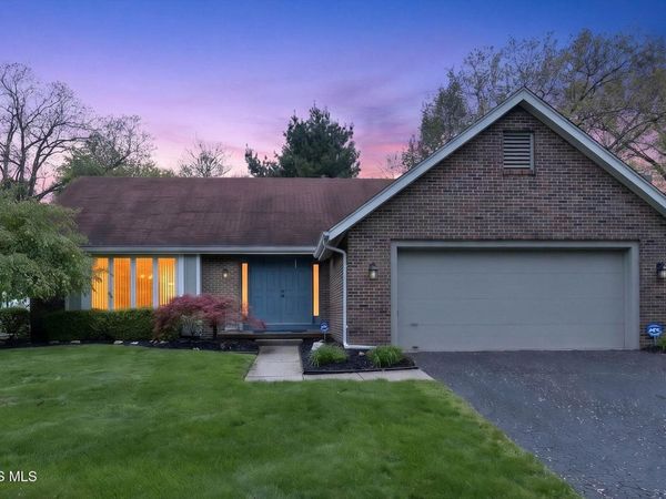 4341 Vicksburg Drive, Sylvania, OH 43560