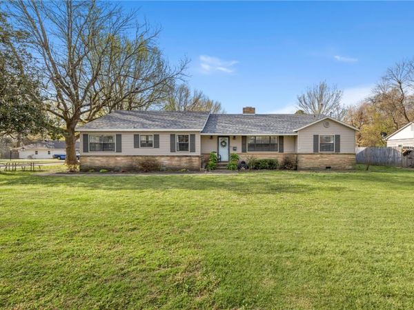 1311 Rogers Avenue , Springdale, AR 72764