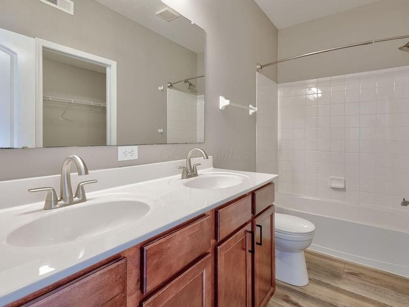 6011 Deansboro Drive, Westerville, OH 43081 Photo 15