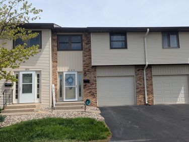 4023 Lillie Avenue , Unit 404, Davenport, IA 52806