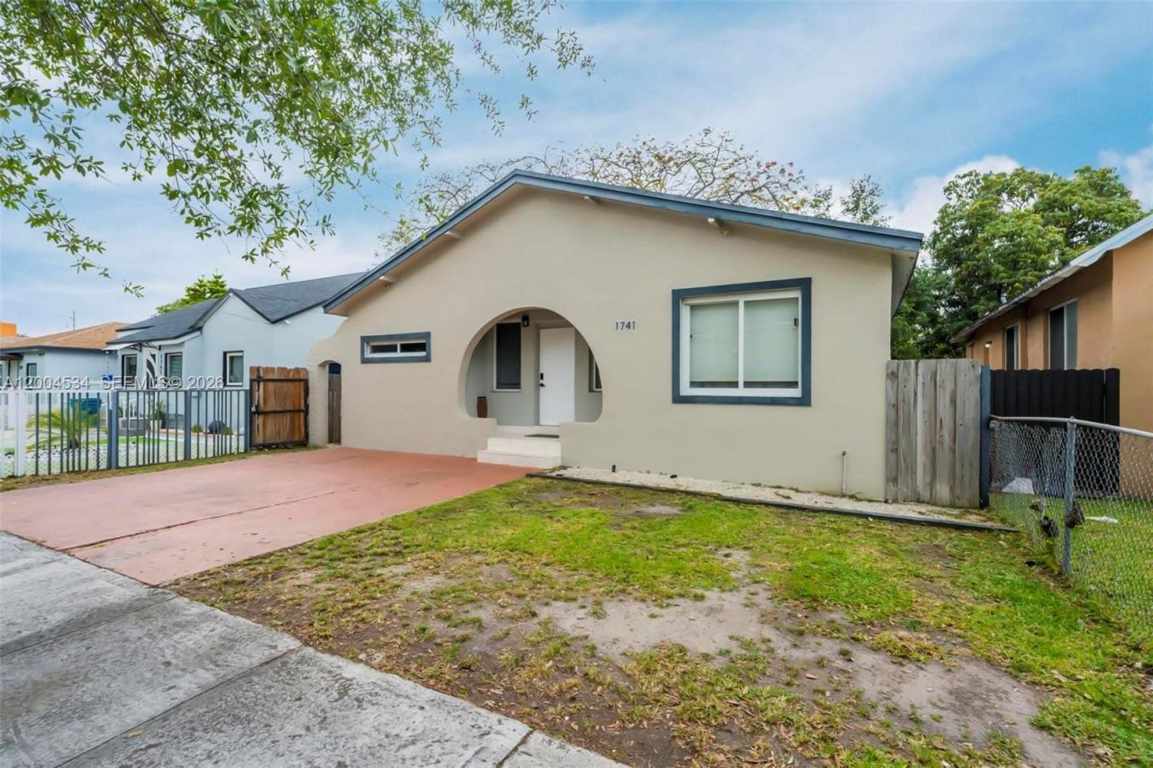 1741 NW 44th St , Miami, FL 33142 Photo