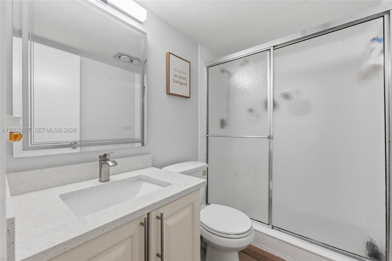 625 Oaks Dr , Unit 304, Pompano Beach, FL 33069 Photo