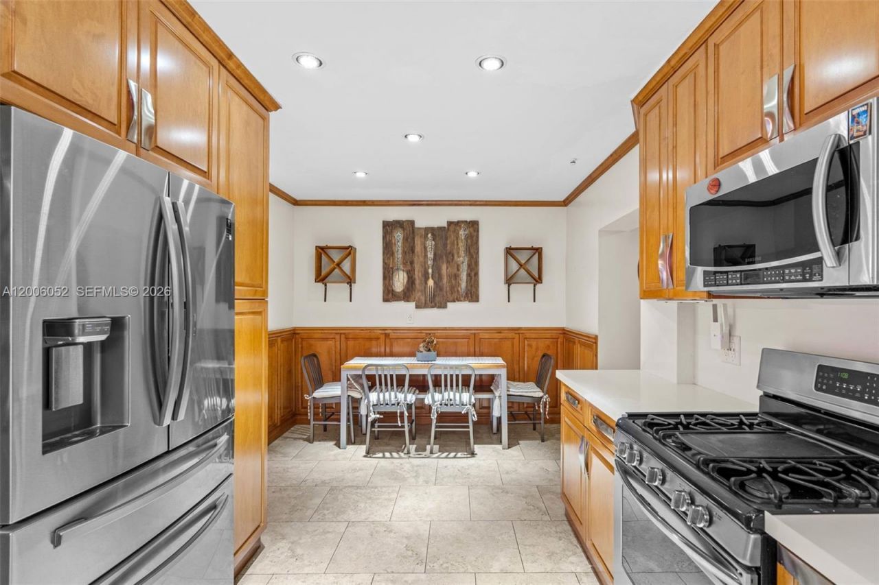 766 W 36th St , Hialeah, FL 33012 Photo