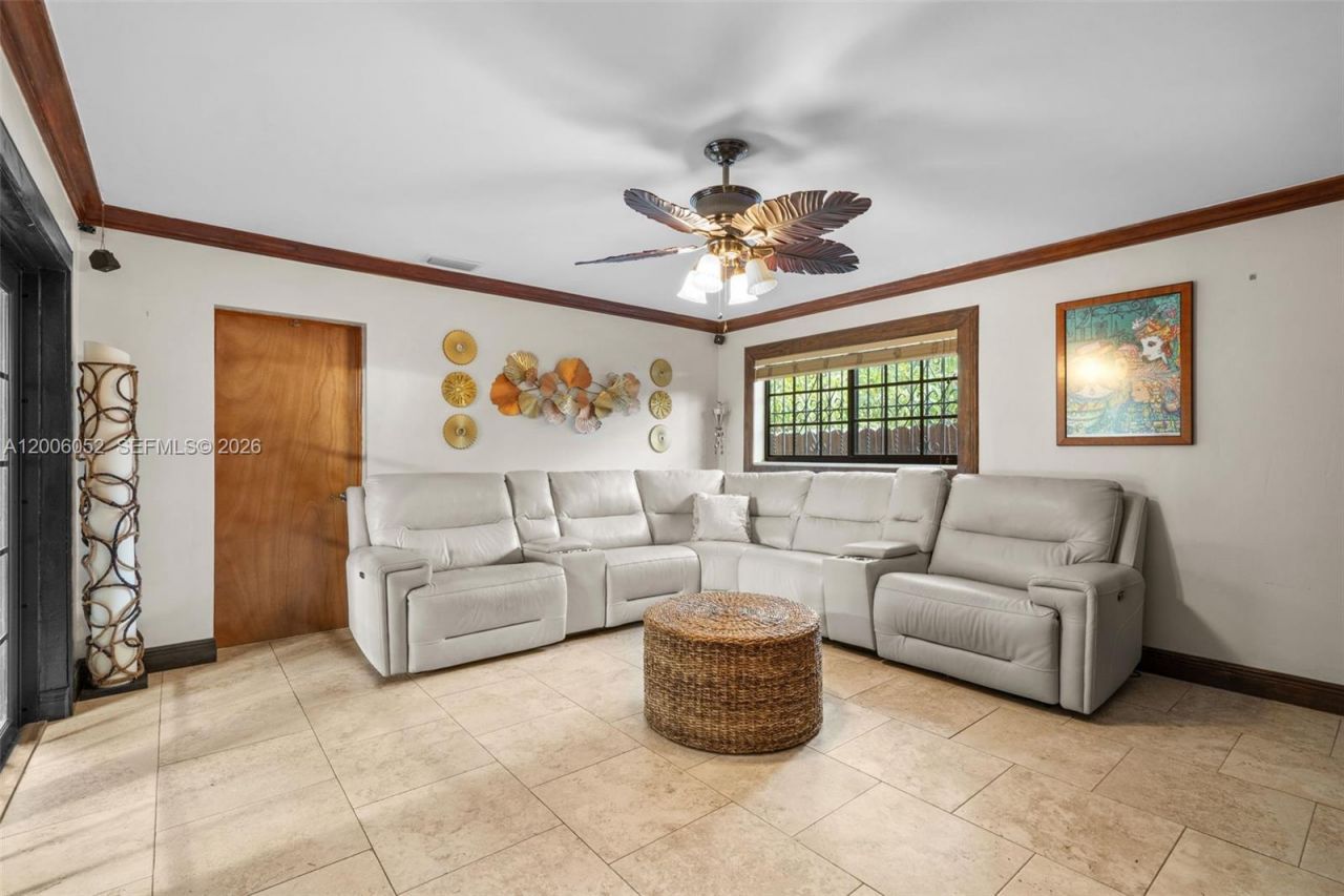 766 W 36th St , Hialeah, FL 33012 Photo
