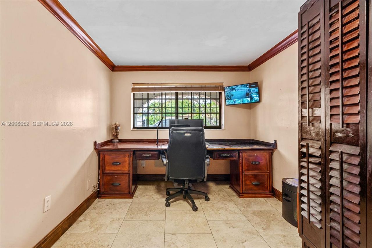 766 W 36th St , Hialeah, FL 33012 Photo