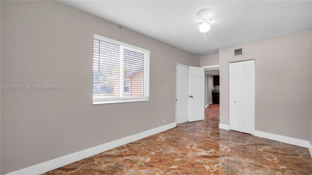 1124 NW 100th Ter, Unit 2, Miami, FL 33150 Photo