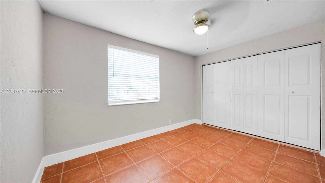 1124 NW 100th Ter, Unit 2, Miami, FL 33150 Photo