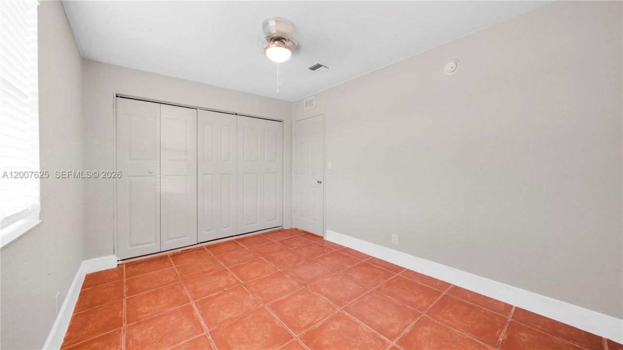 1124 NW 100th Ter, Unit 2, Miami, FL 33150 Photo