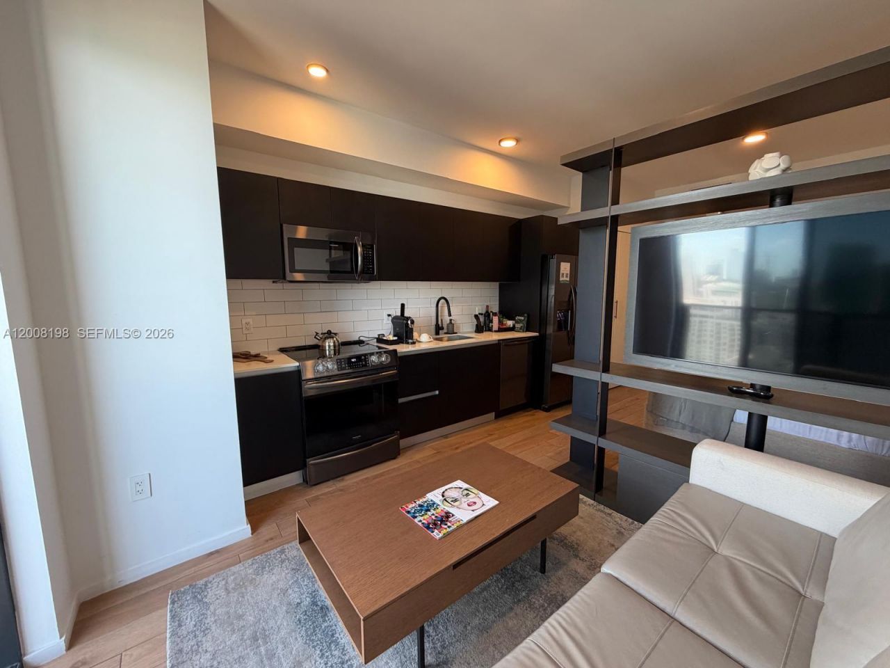 398 NE 5th St , Unit 4216, Miami, FL 33132 Photo