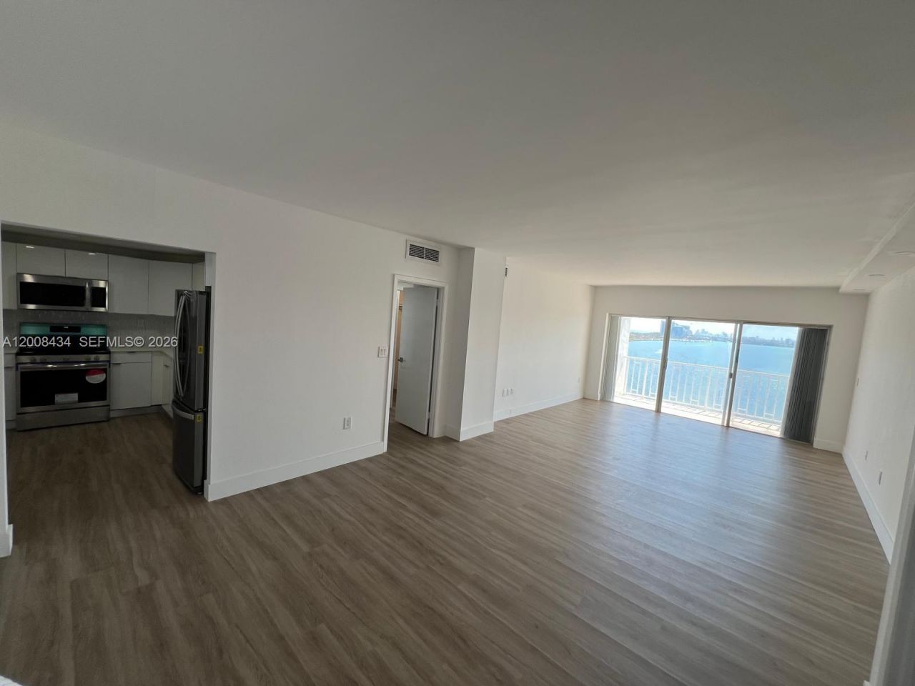 500 Bayview Dr , Unit 1120, Sunny Isles Beach, FL 33160 Photo